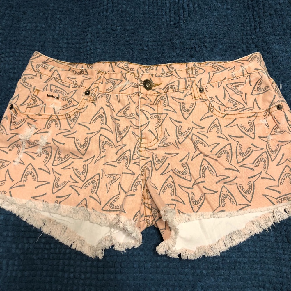 Shark Billabong shorts